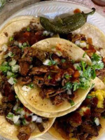 El Faro Tacos food