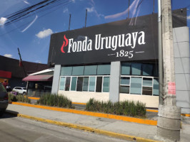 Fonda Uruguaya outside