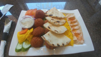 The Edge Mediterranean Grill food