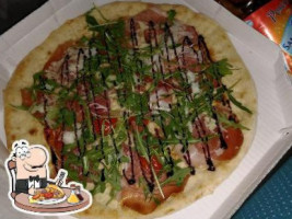 Pizzeria Isola Della Pizza Di Olmi Alessandro food