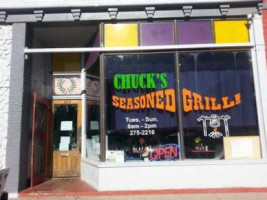 Chuck’s Seasoned Grill outside