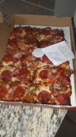 Jet's Pizza food