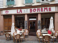 La Bohème inside