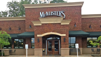 Mcalister's Deli outside