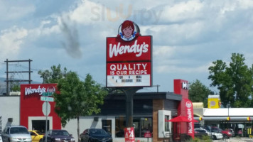 Wendy's outside