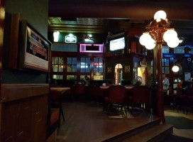 Hose & Hydrant Brew Pub inside