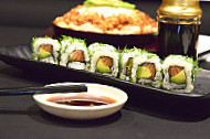 Nina Sushi food