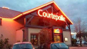 Courtepaille outside