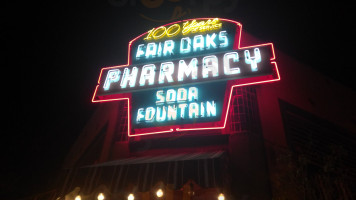 Fair Oaks Pharmacy Soda Fountain food
