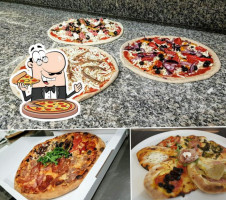 Emporio Della Pizza food