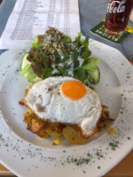 Brennerei-Gasthaus Dickas food
