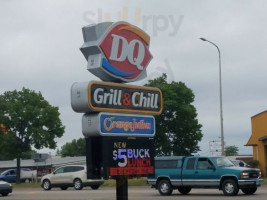 Dairy Queen Grill Chill outside