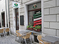 Pizzeria Da Luigi Regensburg inside