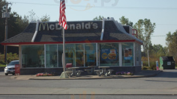 Mcdonald's outside