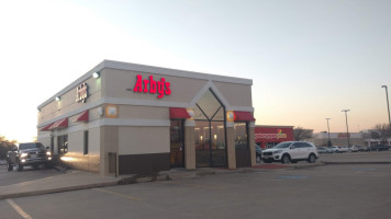 Arby's outside