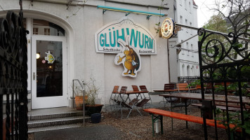 Restaurant Gluhwurm inside
