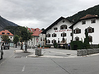 Gasthof Gemse outside