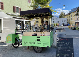 Soul Food Bike outside