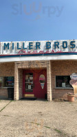 Miller Brothers Creamery outside