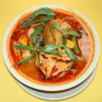 Nunthaporn's Thai Cuisine food