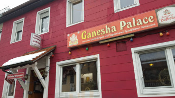 Ganesha-palace outside