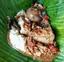 Gudeg Mbak Ida (cabang Sanya) food