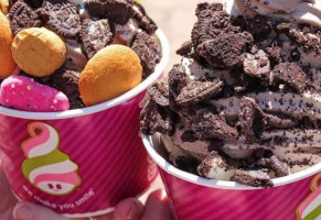 Menchie's Frozen Yogurt food