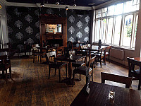 The Old King's Head inside