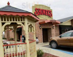 Shoney's inside