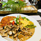 Edith's Alpenrösli food