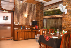 Bamboo Hut In Shillong food