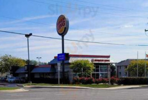 Burger King outside