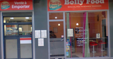 BOLLY FOOD inside