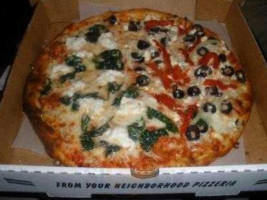 Moretti's Pizzeria food