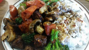 Lin's Wok food