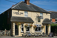 Lamb Inn outside