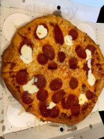 Dvinci's Pizza Pasta Subs food