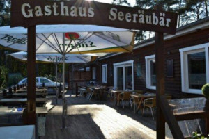 Gasthaus & Pension Seeraubar food