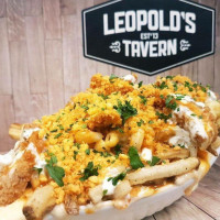 Leopold’s Tavern Calgary Bowness food