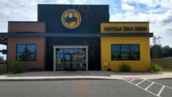 Buffalo Wild Wings food