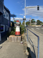 Lighthouse Lounge outside