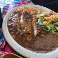 Medinas Mexican food