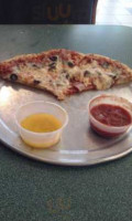 Clubhouse Pizza food
