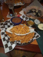 Jojo's Catfish Wharf food