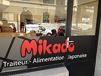 Mikado outside
