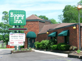 The Bogey Bar Grill outside