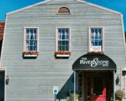 The Riverstone Inn outside