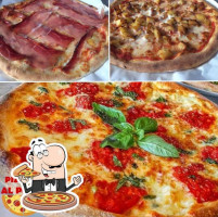 Pizzeria Al Ponte food