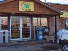 Victor Valley Market And Cafe outside