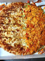 Tc’s Pizza food